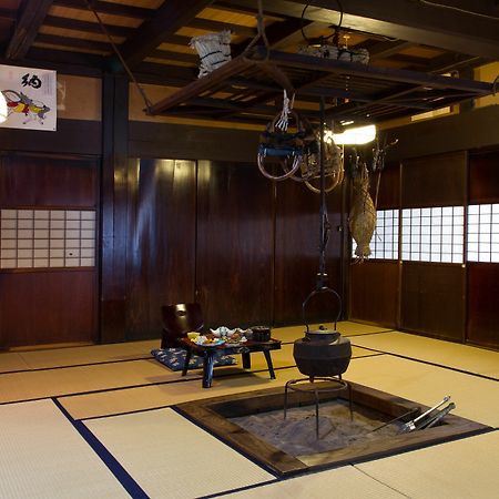 Ryokan Gizan Takayama  Buitenkant foto